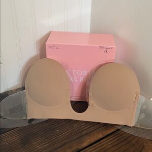 Victoria's Secret Beige Strapless Plunge Push Up Bra